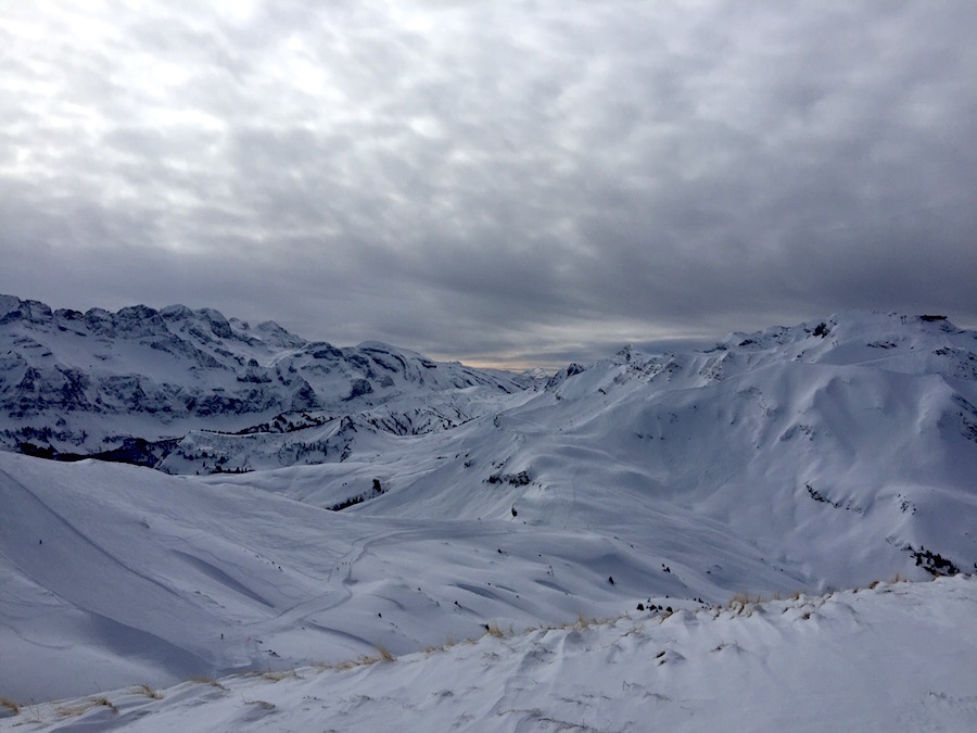 view-worth-the-walk-in-off-piste-backcountry