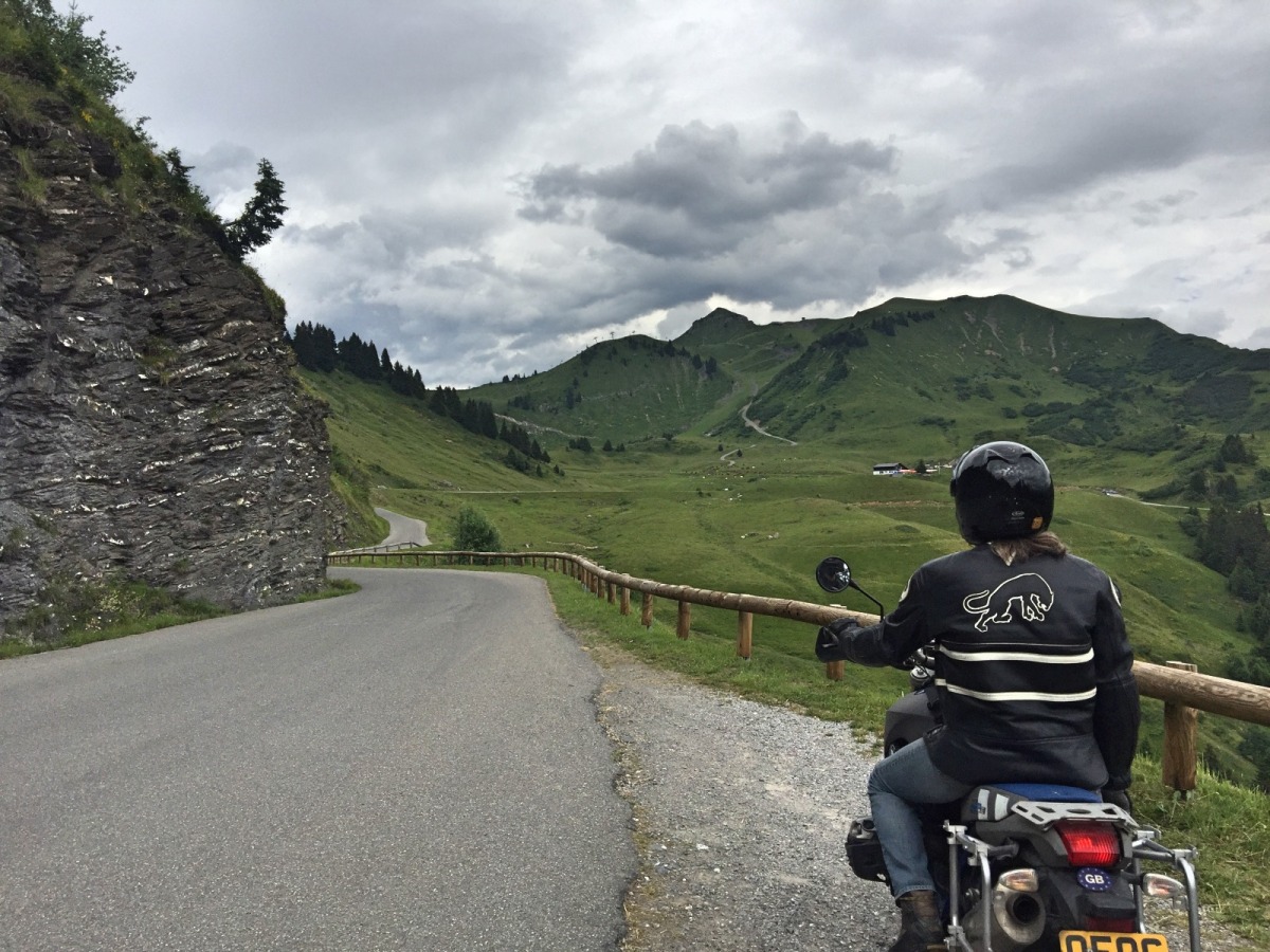 motorbiking french alps